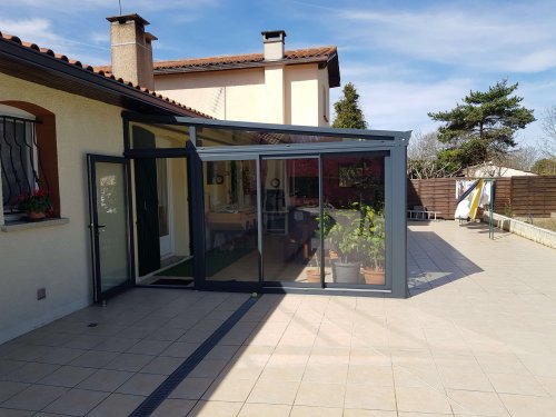 Installation de véranda sur terrasse à Bruguières